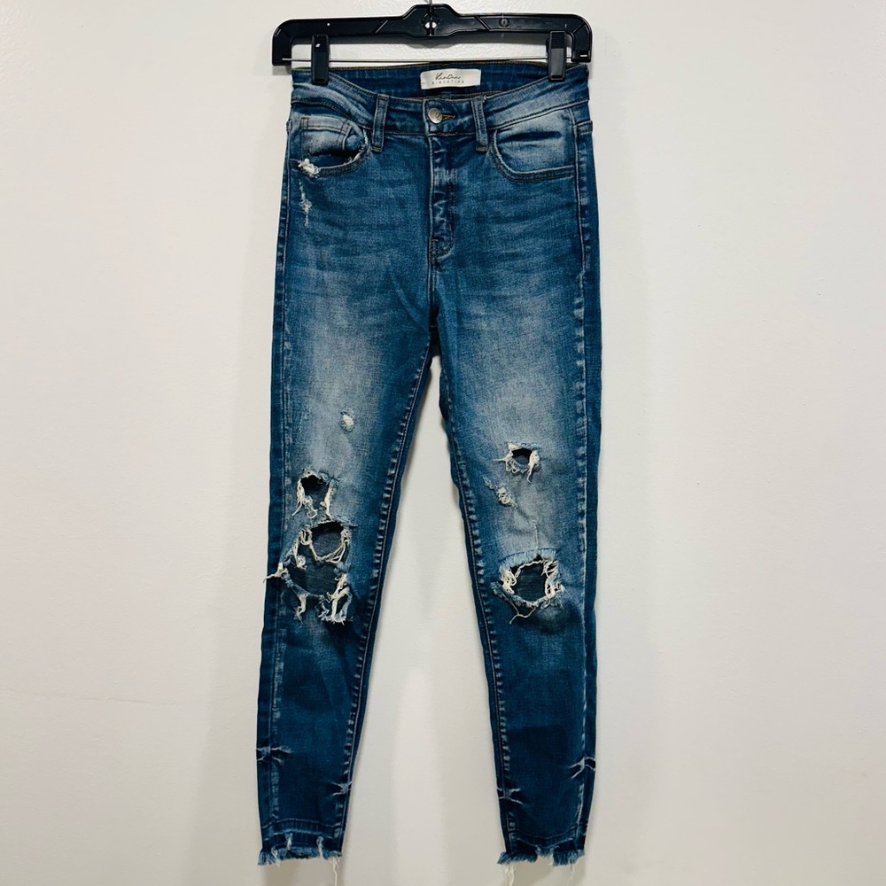 Kancan high rise stretch Distressed Blue Jeans! Size 25